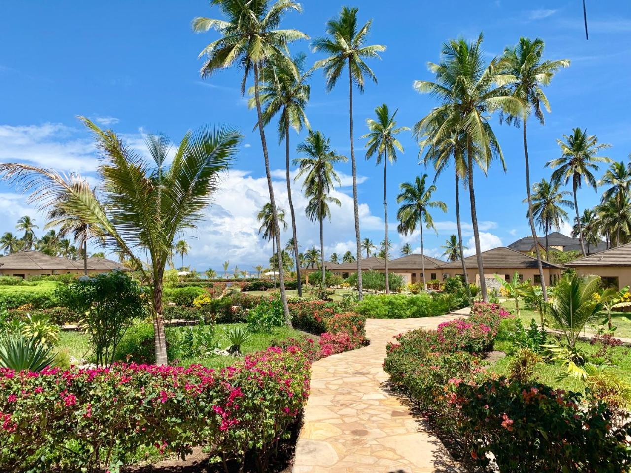 The Sands Beach Resort Bwejuu Exterior foto